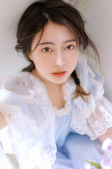 无痕冰丝美女